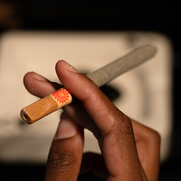 DaySavers Pre Rolled Tubes - Ultra-Thin Slow-Burning French-Milled Rolling Paper