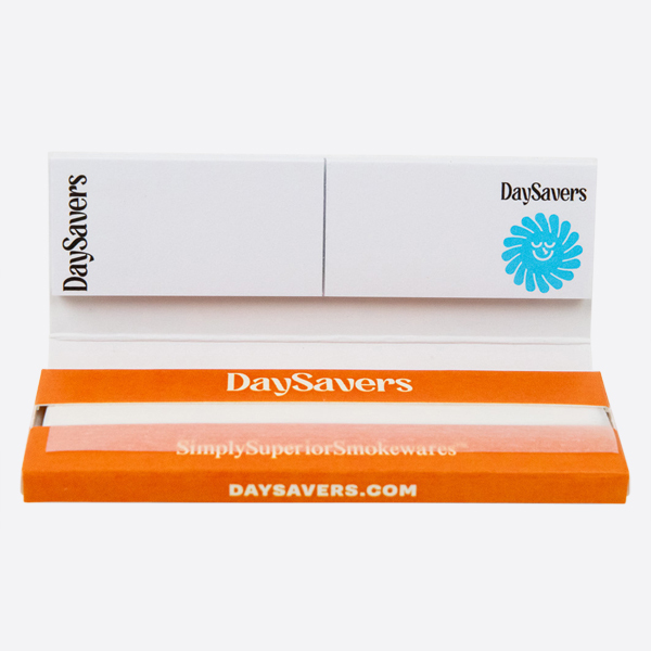 DaySavers 1 1/4 White Rolling Papers with Filter Tips - Third-Party Tested for Heavy Metals, Pesticides and Microbials