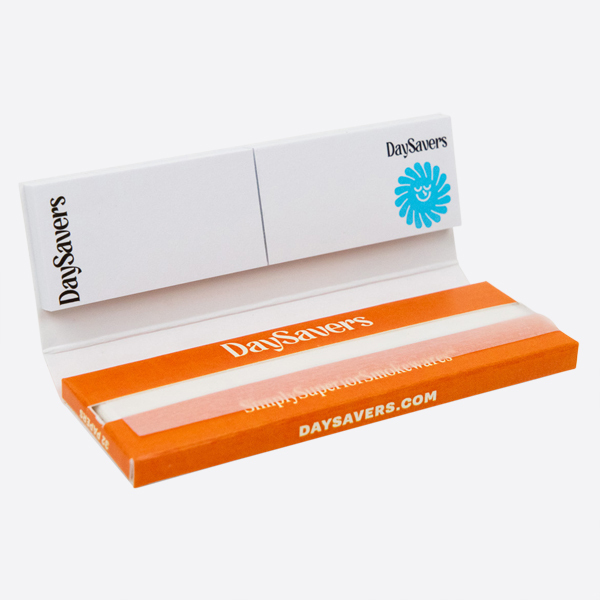 DaySavers 1 1/4 White Rolling Papers with Filter Tips - Ultra-Thin European Rolling Paper from French Paper Mills