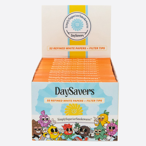 DaySavers 1 1/4 White Rolling Papers with Filter Tips - Display Box [24 Packs per Case - 32 Papers per Pack]